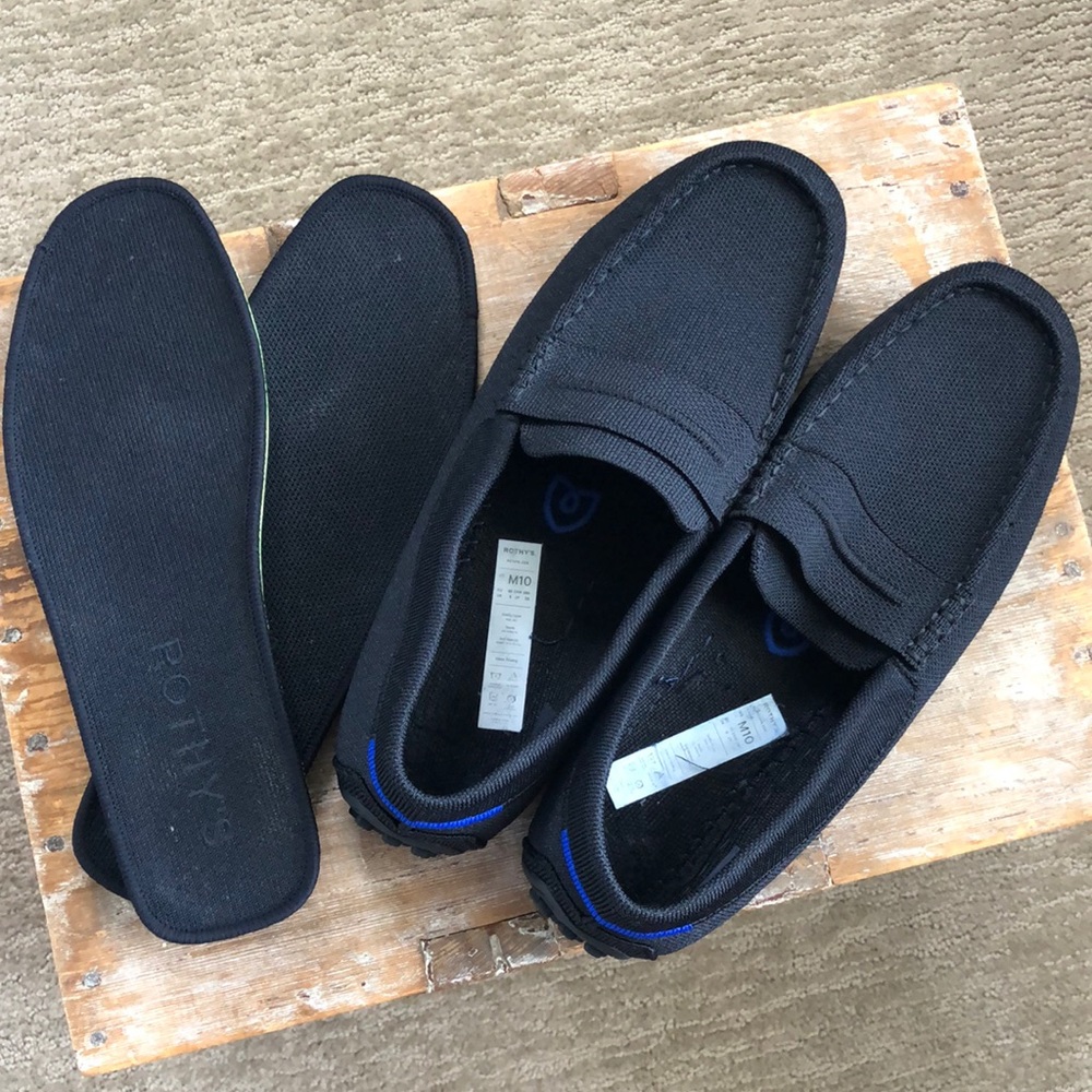 Rothy’s men’s driving loafers, black with laundry bag. Excellent condition